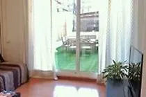 Oanda Barcelona: Villarroel Apartment *